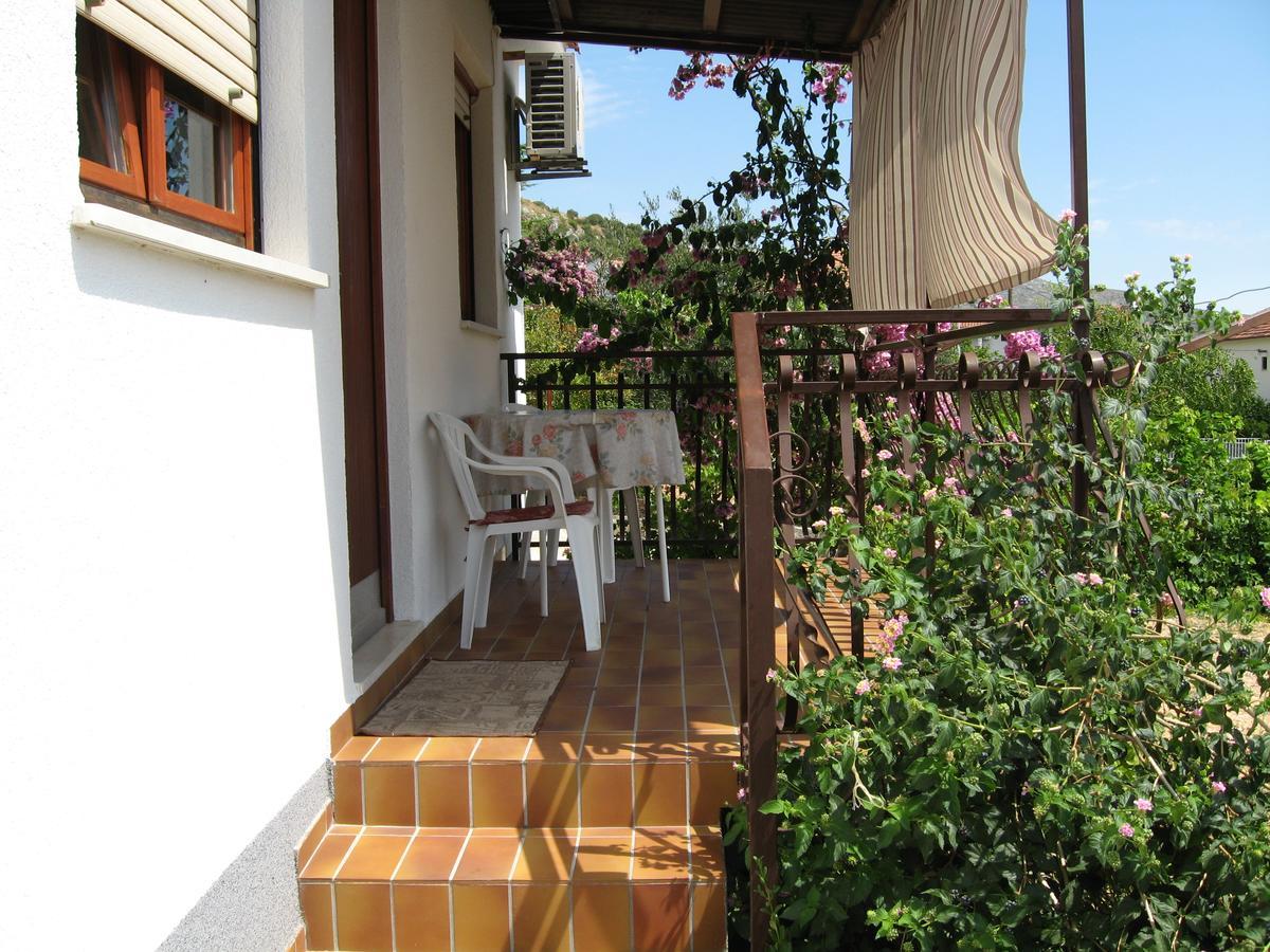 Apartments Stanko Trogir Exterior foto